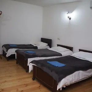 https://jekis-apartment-in-old-tbilisi.alltbilisihotels.com
