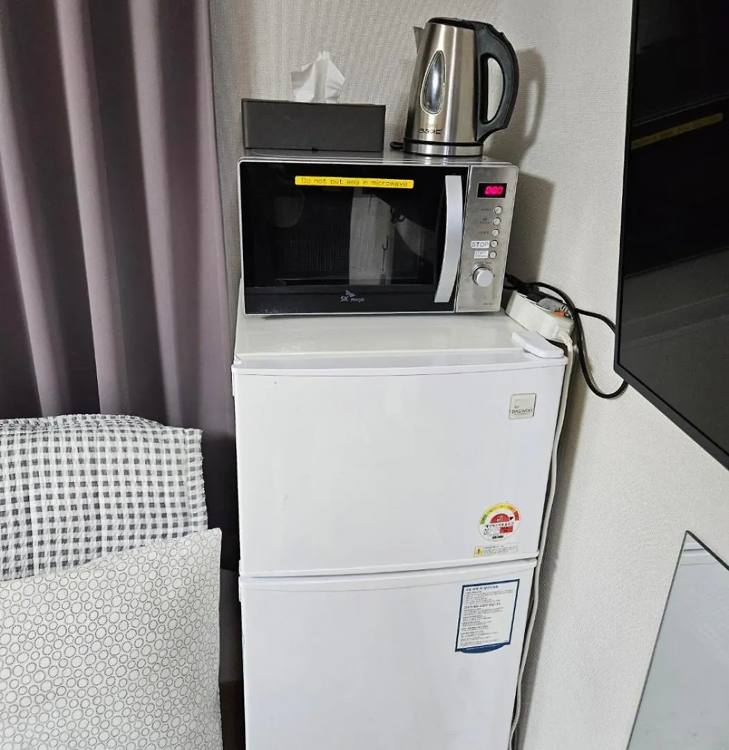 首爾 弘大y屋旅馆酒店 招待所